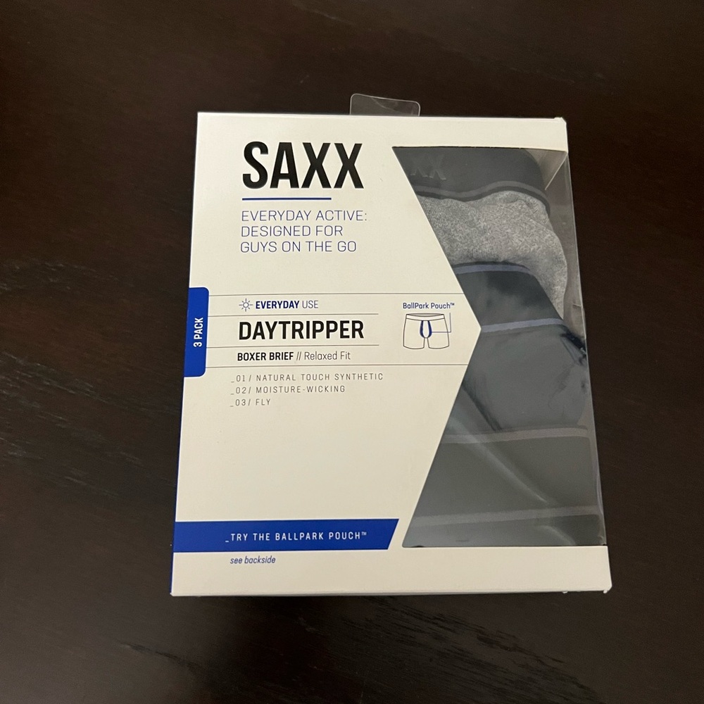 NEW IN BOX SAXX DAYTRIPPER BOXER BRIEFS 3-PACK MEN'S  BLACK/ GREY/ NAVY SIZE M